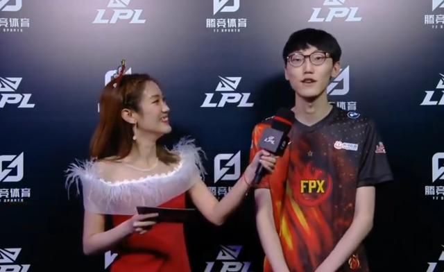 东契奇解释G1惨败：湖人后三节突然松懈 必须全场保持身体对抗